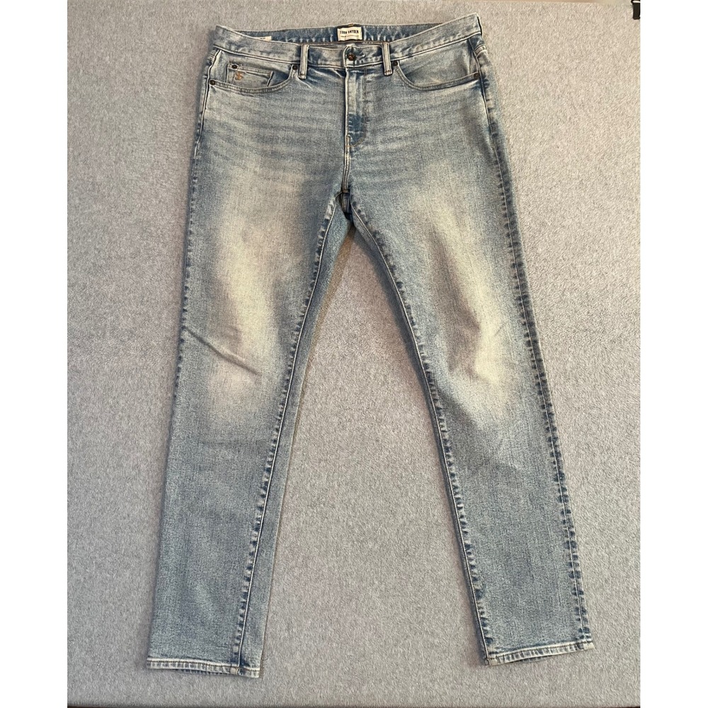 Todd Snyder Mens Slim Fit Stretch 5-Pocket Jeans Blue Light Wash 34x32 (36x31.5)